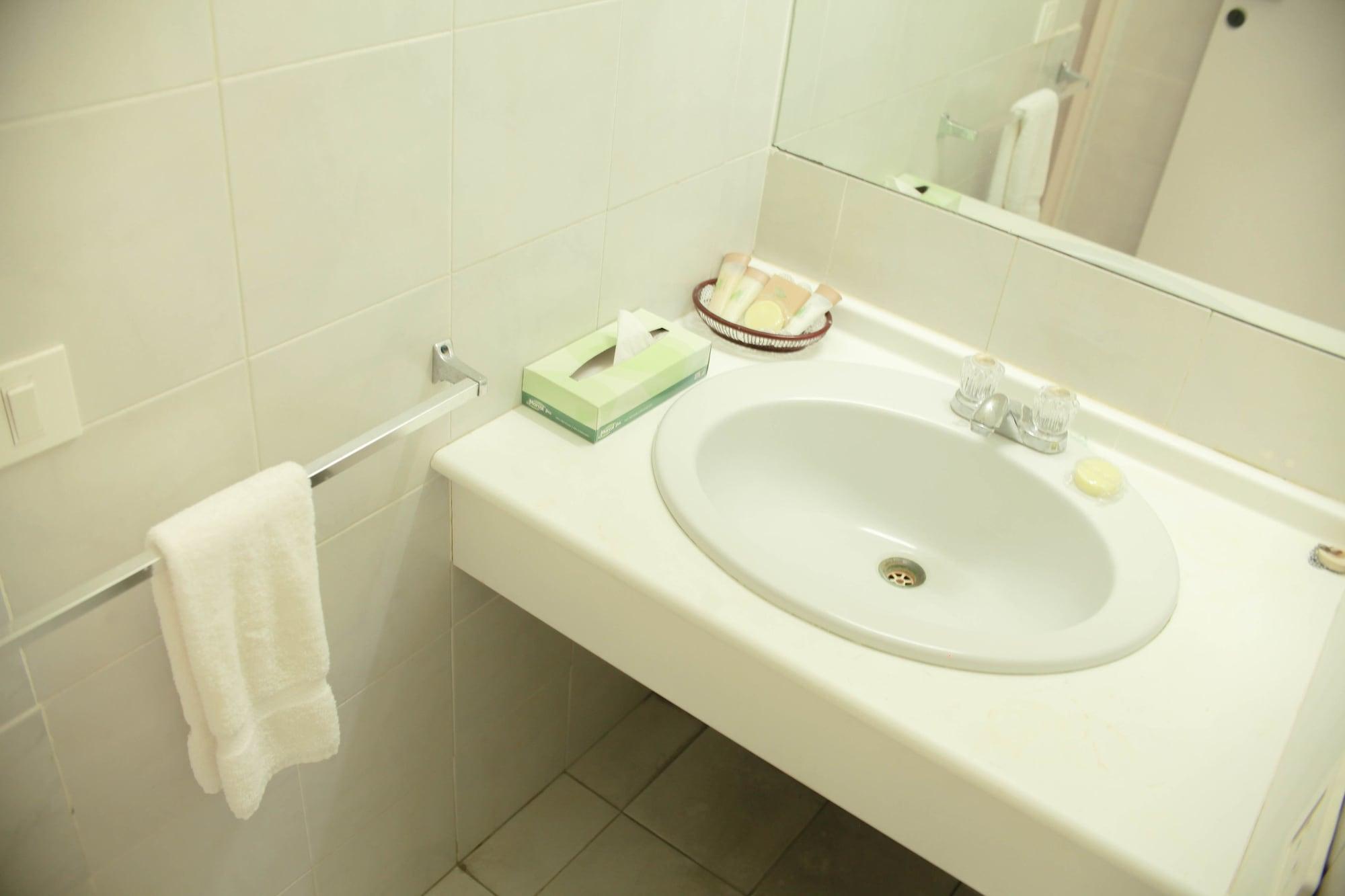 Heritage Hotel St. John's Ngoại thất bức ảnh
