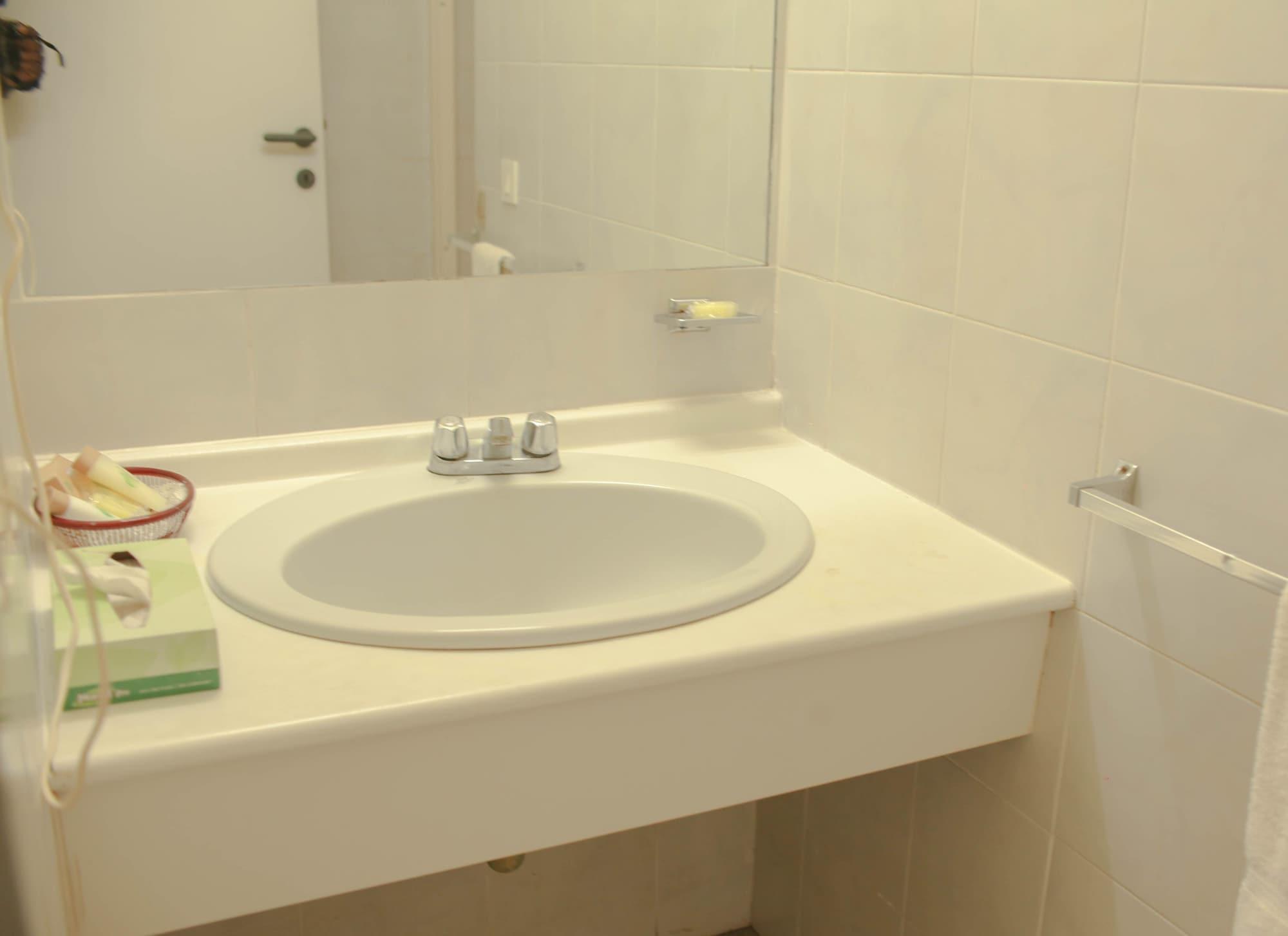 Heritage Hotel St. John's Ngoại thất bức ảnh